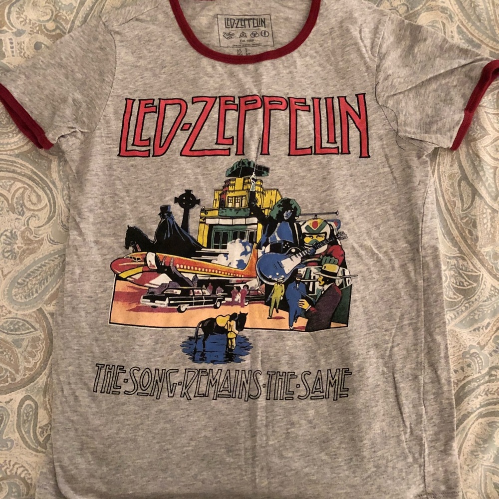 LED ZEPPELIN Band Tee SIZE S Women’s